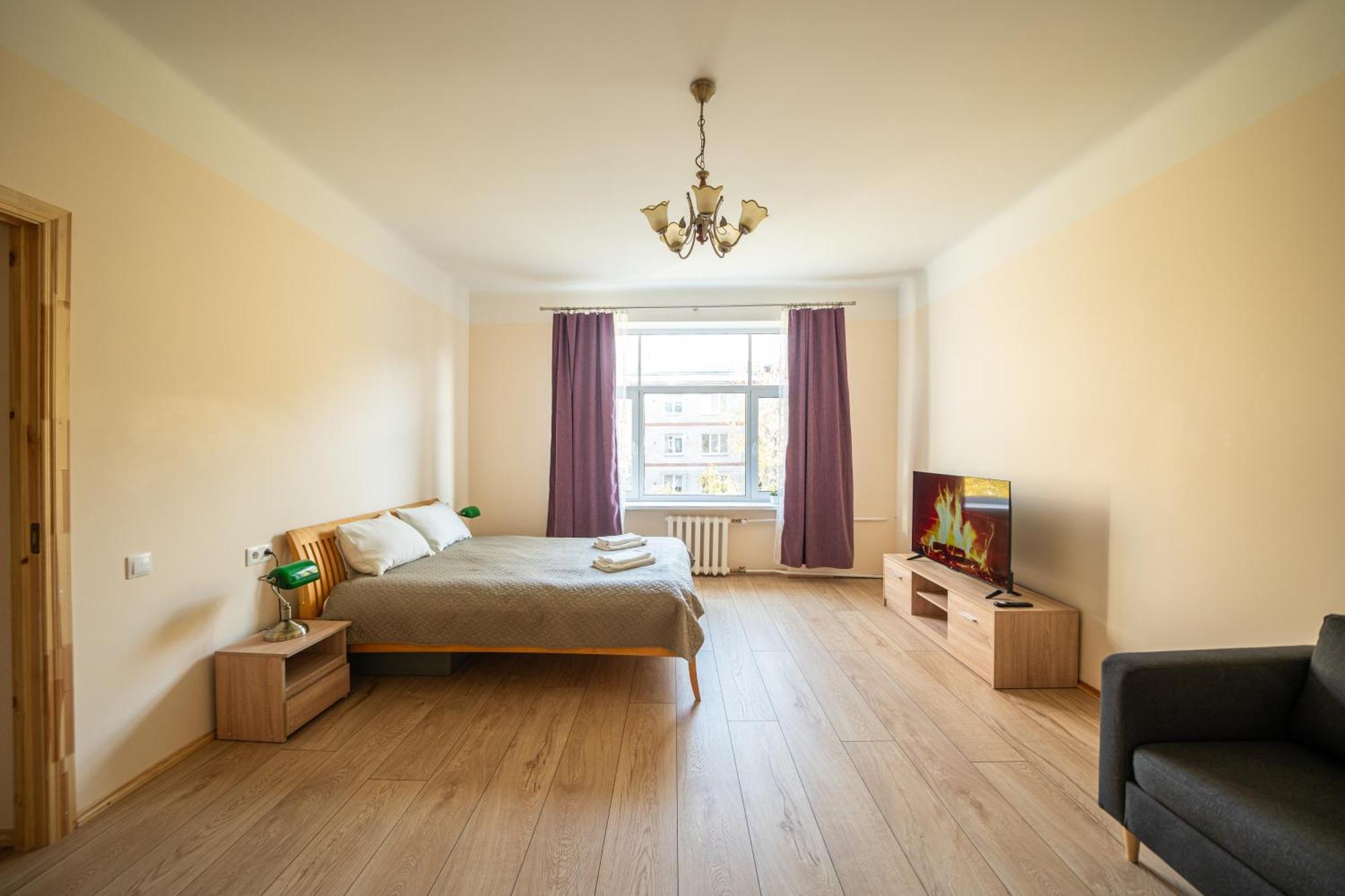 Апартаменти Modern - New Fully Equipped